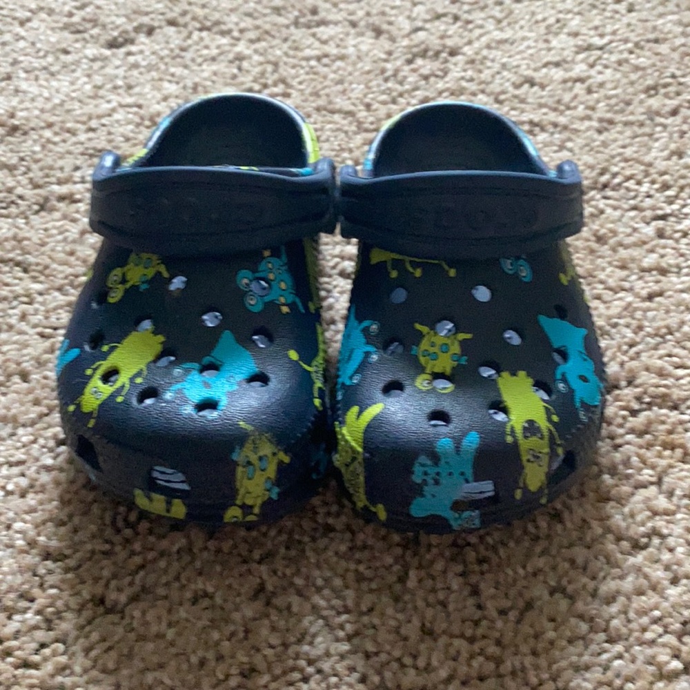 Toddler Crocs, size 7, like new